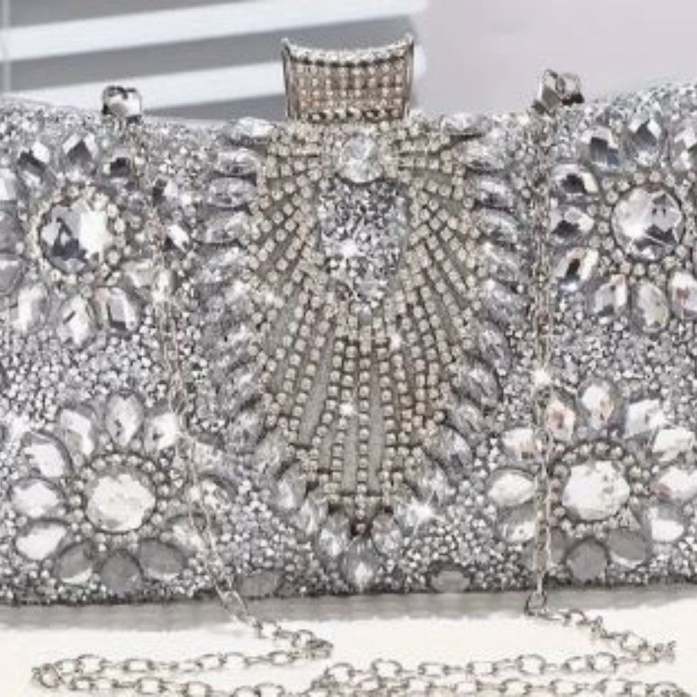 P594-GORGEOUS Rhinestone Flower Bling Bag-Wrist or Shoulder - Picture 5 of 7